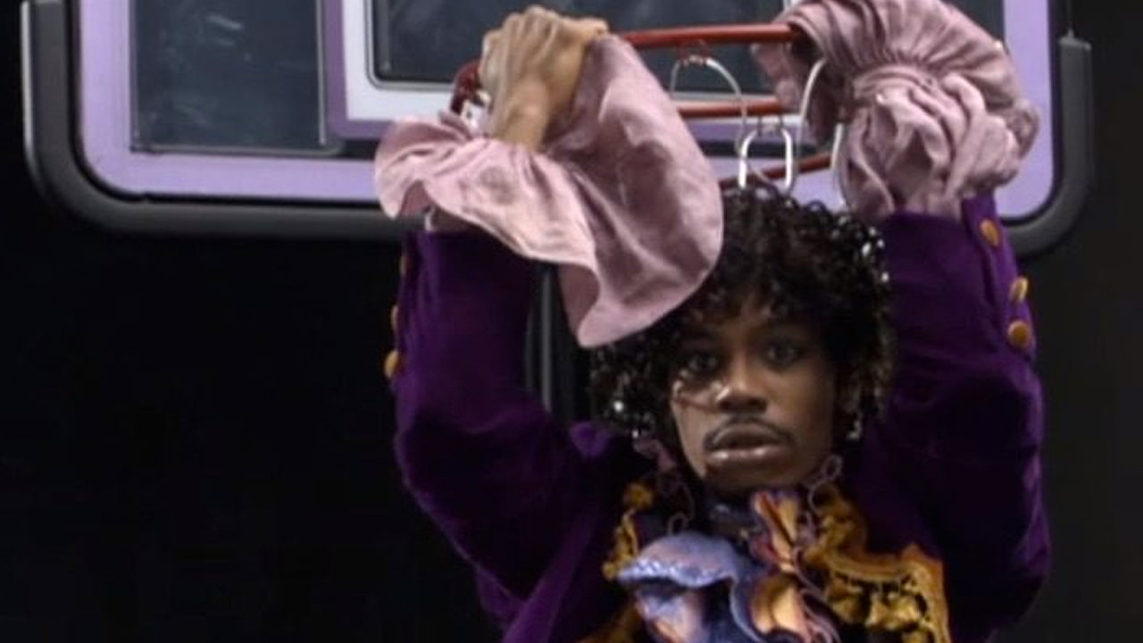 Prince ist nicht nur eine Musiklegende, sondern auch ein Basketball-Gott!