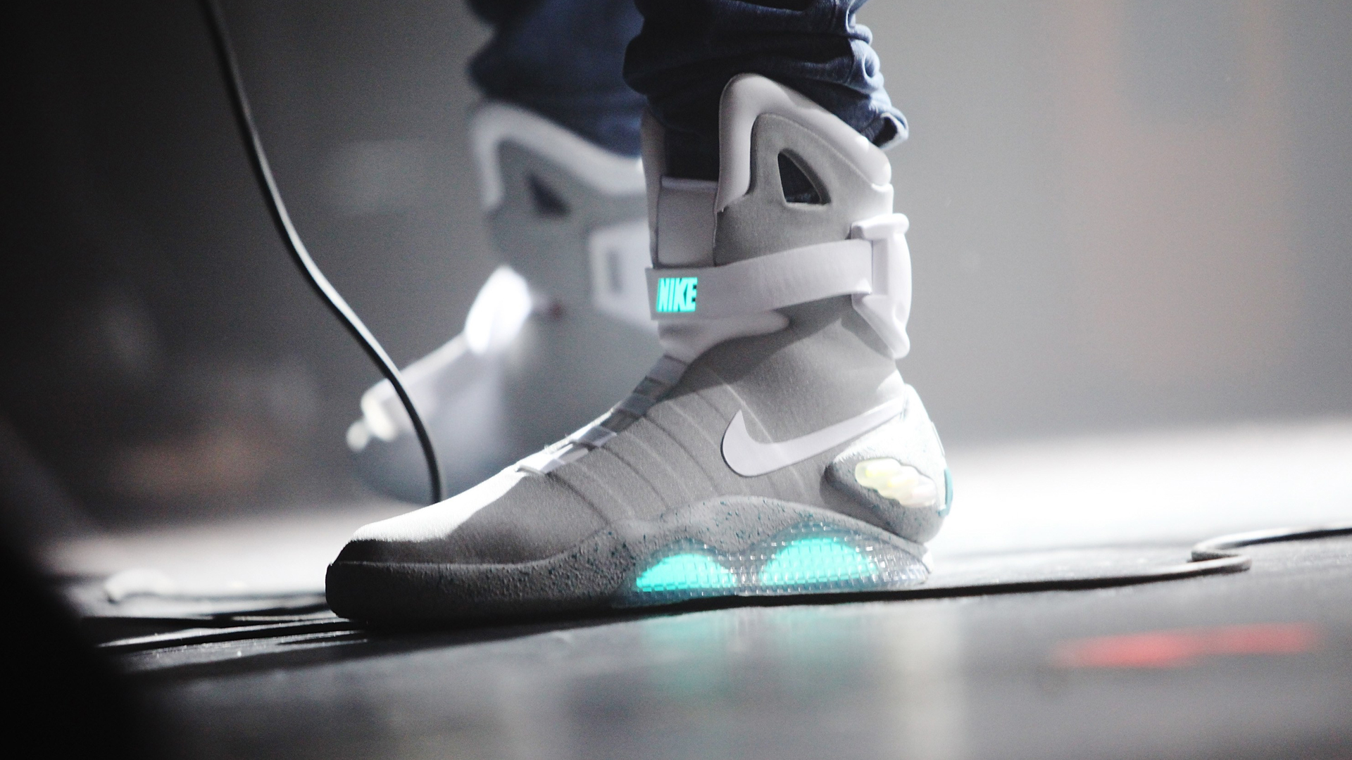 Eine neue Teaser-Seite zu den Nike Mag Sneaker ist online gegangen! Aber wieso?