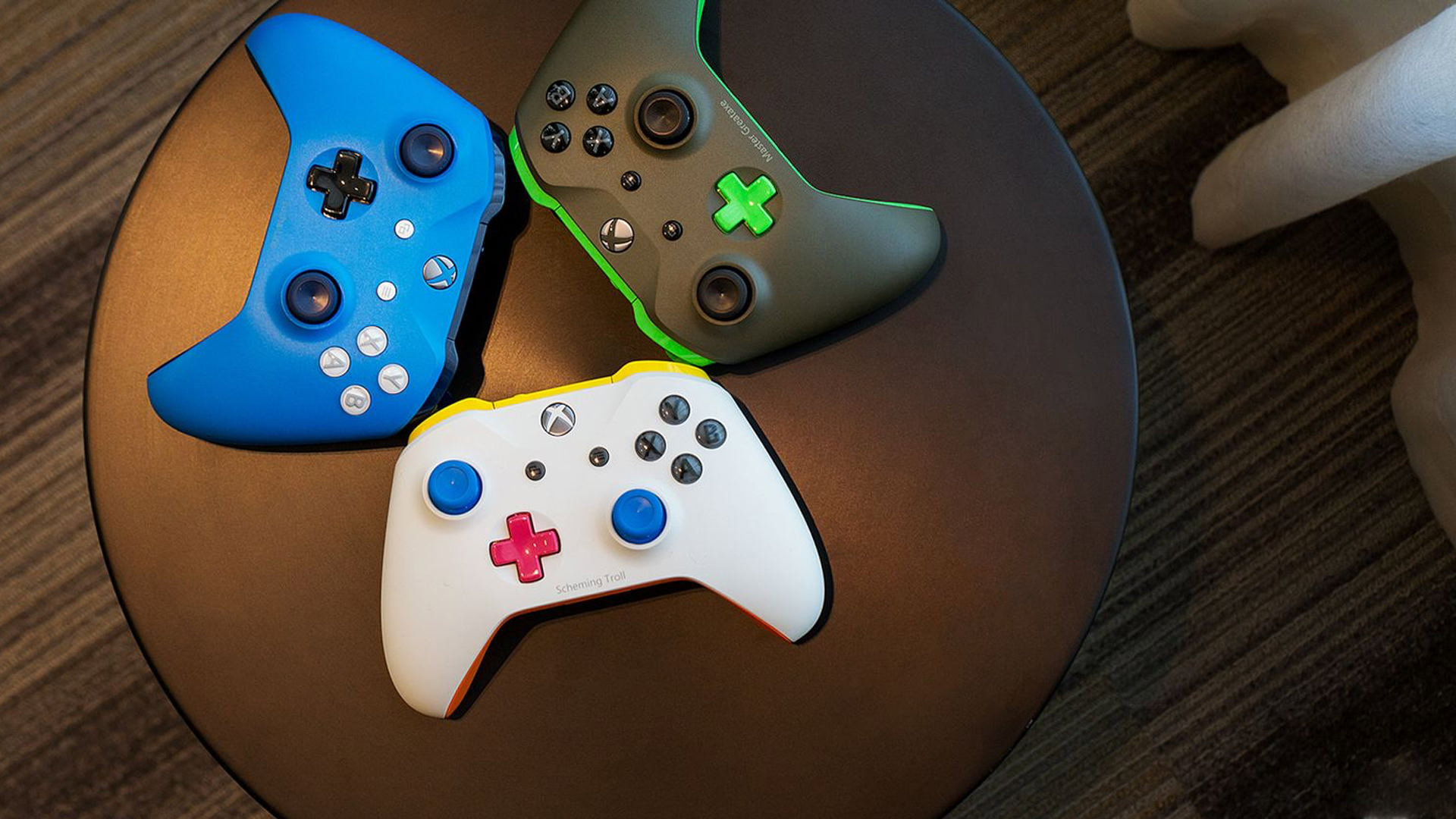 Das Xbox Games with Gold Lineup im November steht unter dem Motto: Multiplayer und 80er-VHS Action!